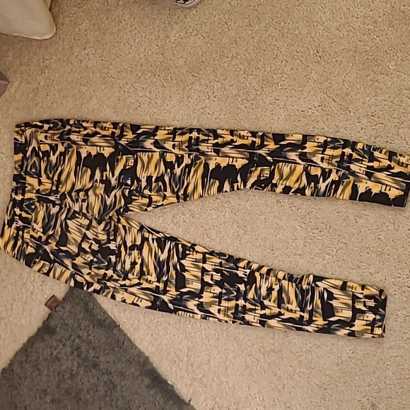 LulaRoe OSFM Leggings Yellow Black Green - Picture 2 of 4